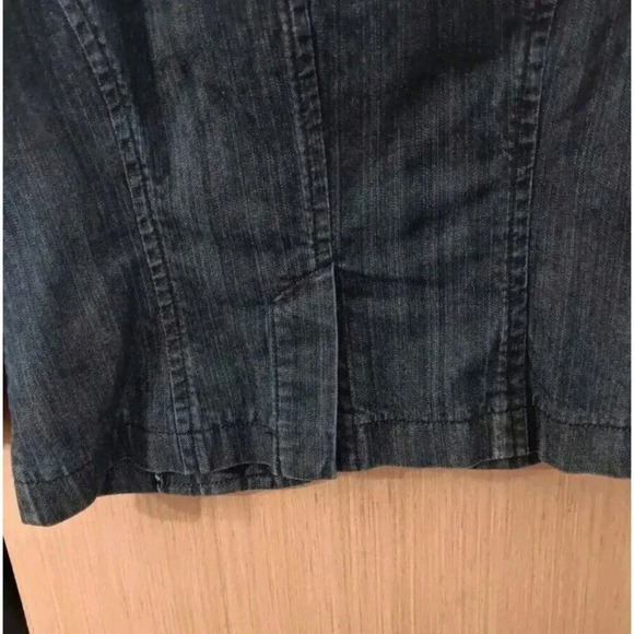 Women's Carols fitted Denim Jean Jacket Size Large 100% cotton Double Breasted - Picture 6 of 6
